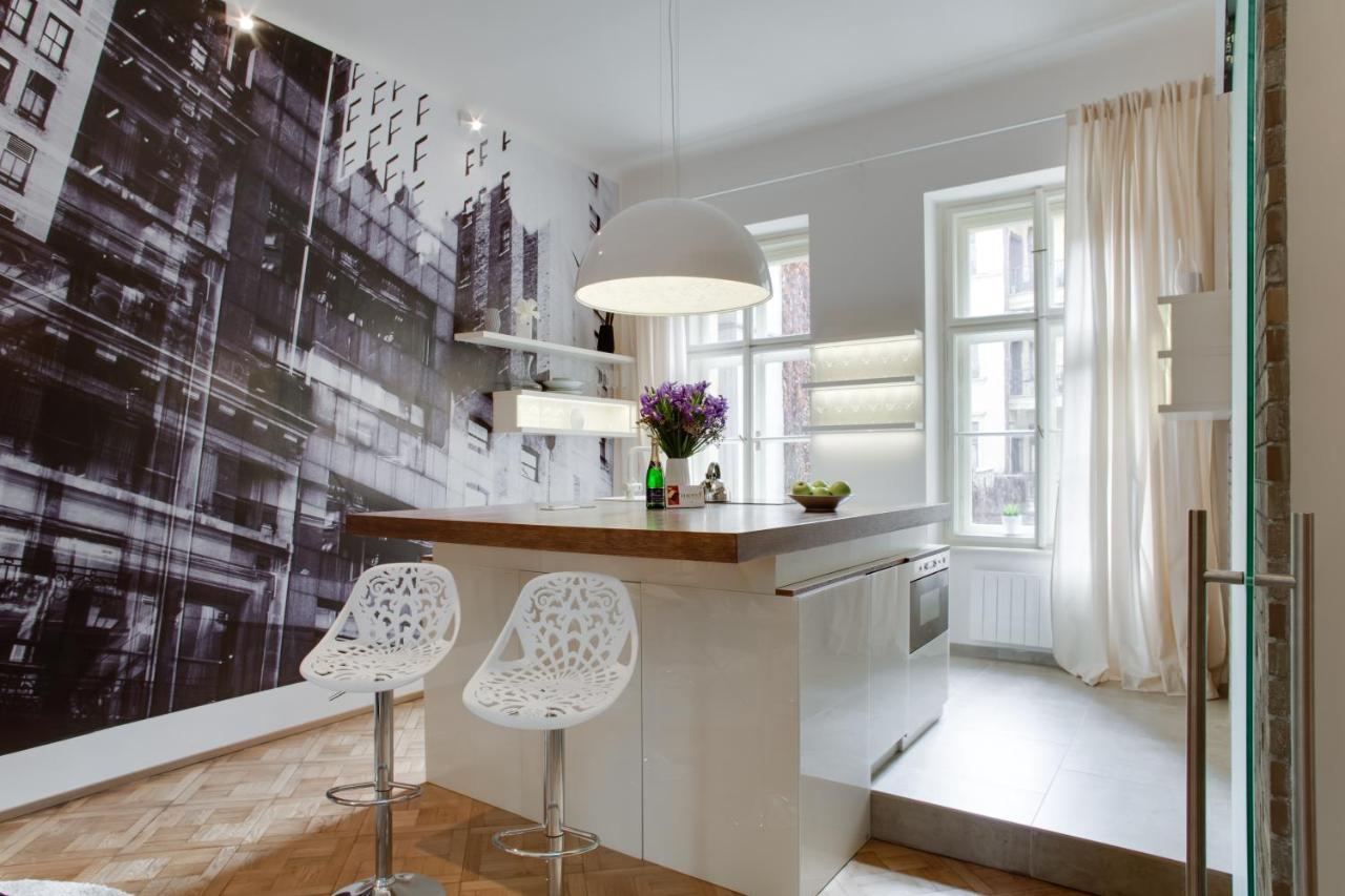 Bright Prague Na Porici Apartment Exterior photo
